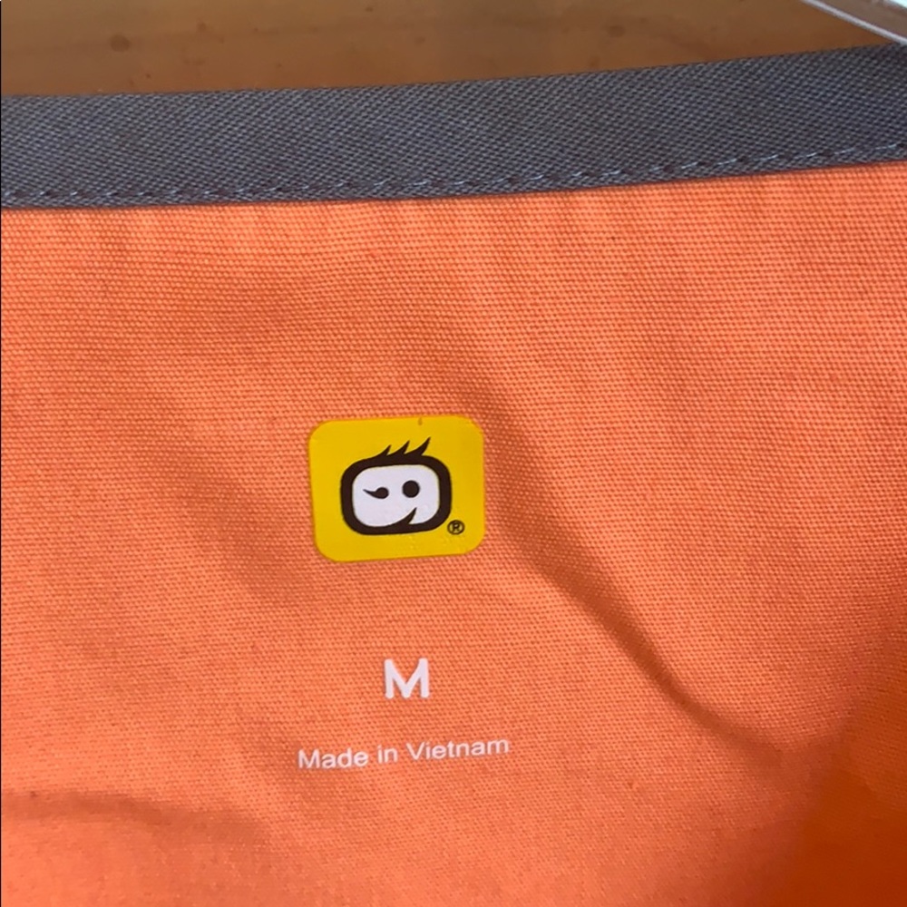 Scrub top - Picture 2 of 3